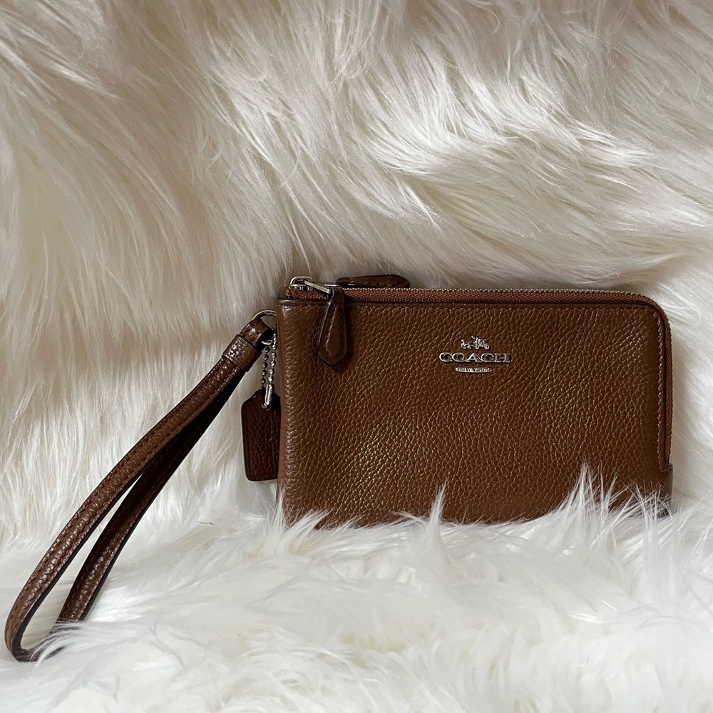 Coach Double Corner Zip Wristlet